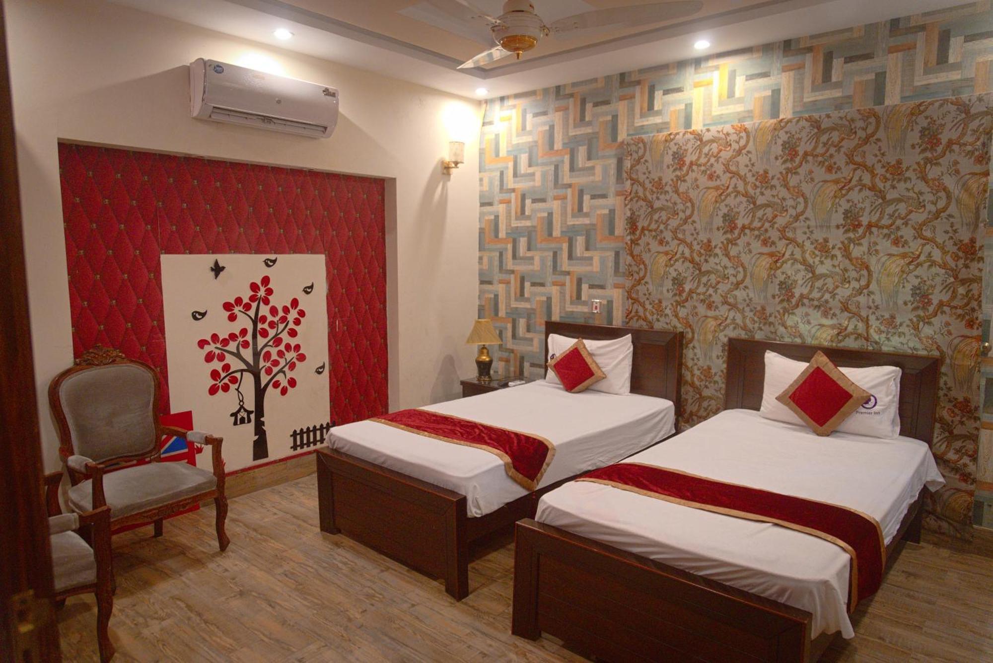Premier Inn Johar Town Lahore Eksteriør billede