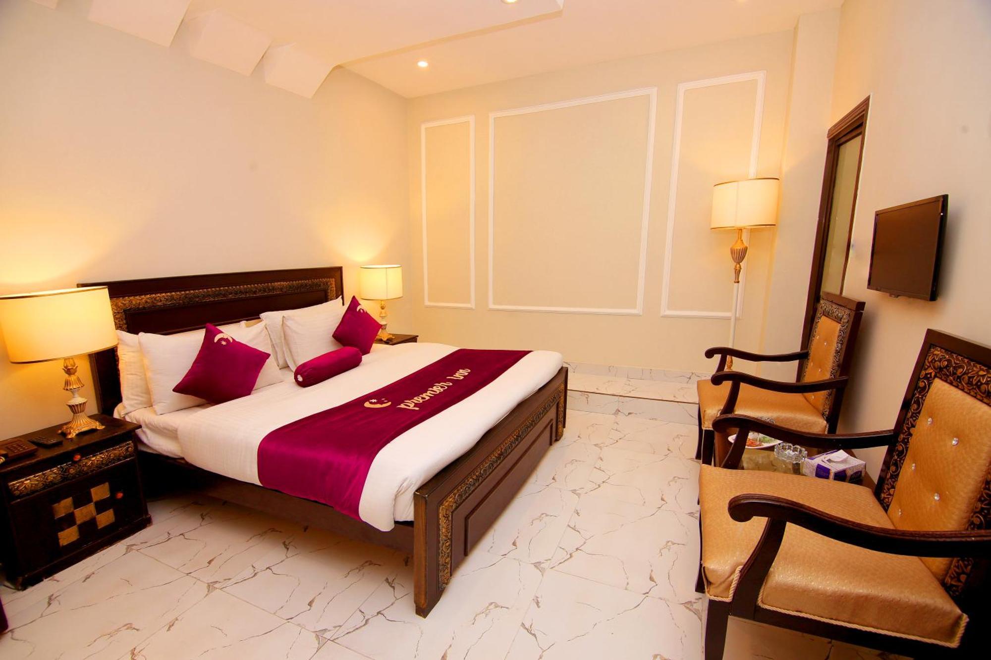 Premier Inn Johar Town Lahore Eksteriør billede