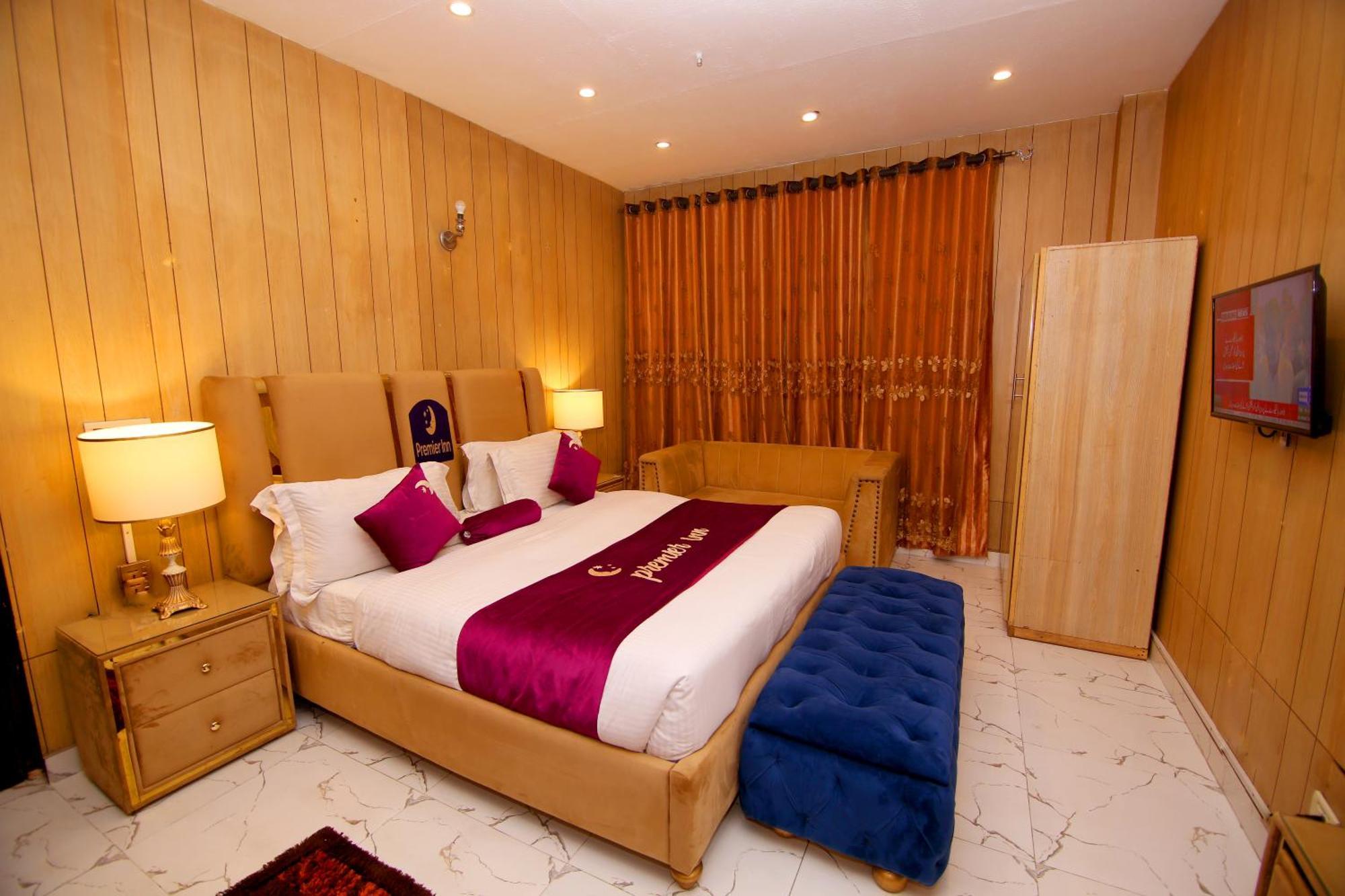 Premier Inn Johar Town Lahore Eksteriør billede