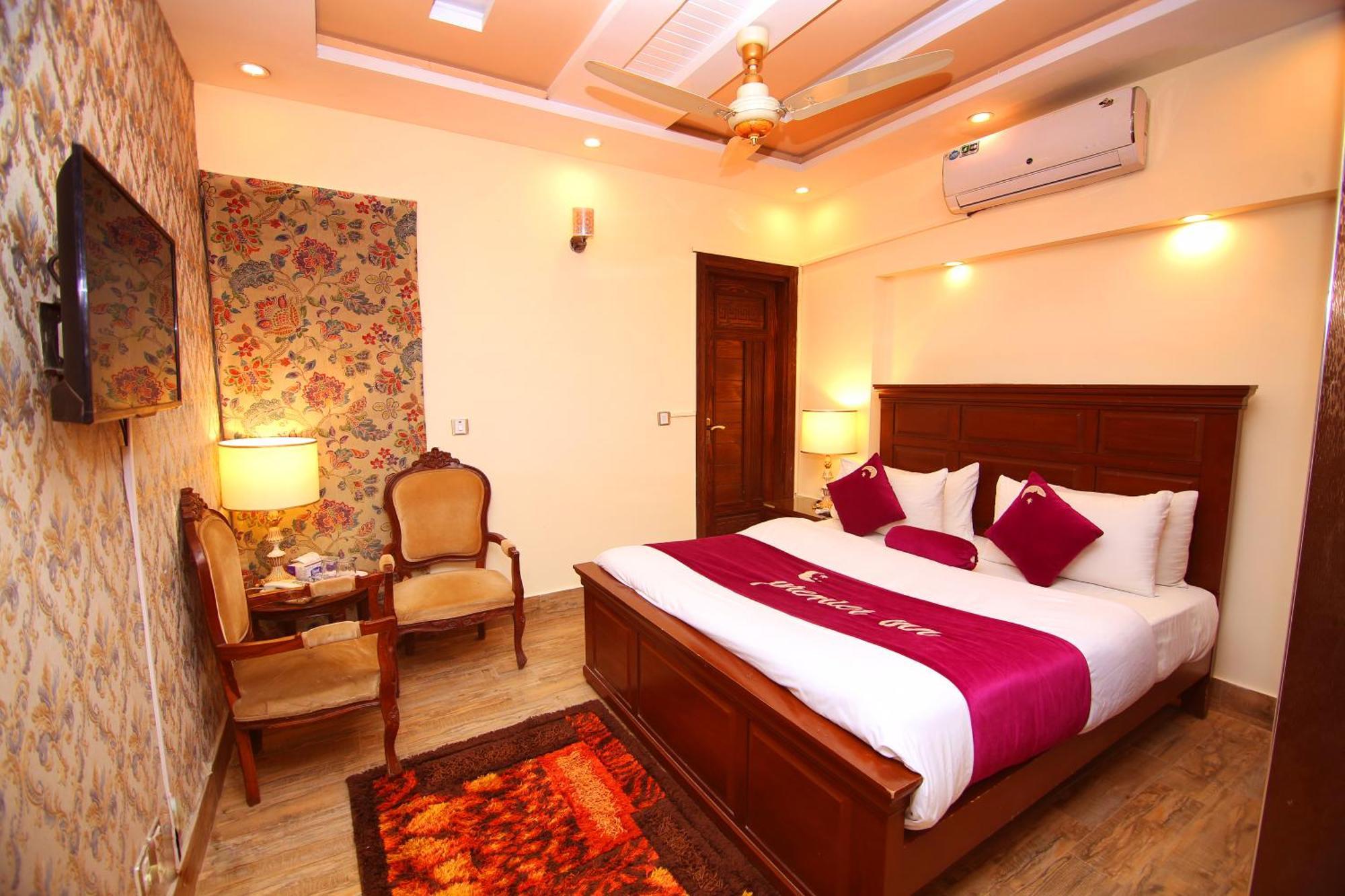 Premier Inn Johar Town Lahore Eksteriør billede